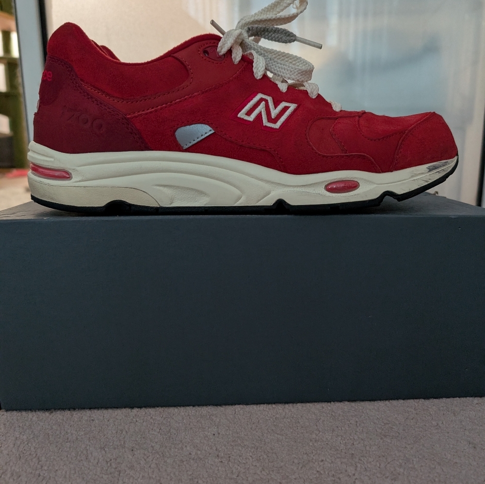 New Balance X Kith Collection 1700 Rococo Red